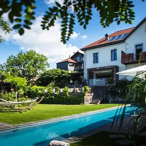 Le Clos Des Sens Annecy