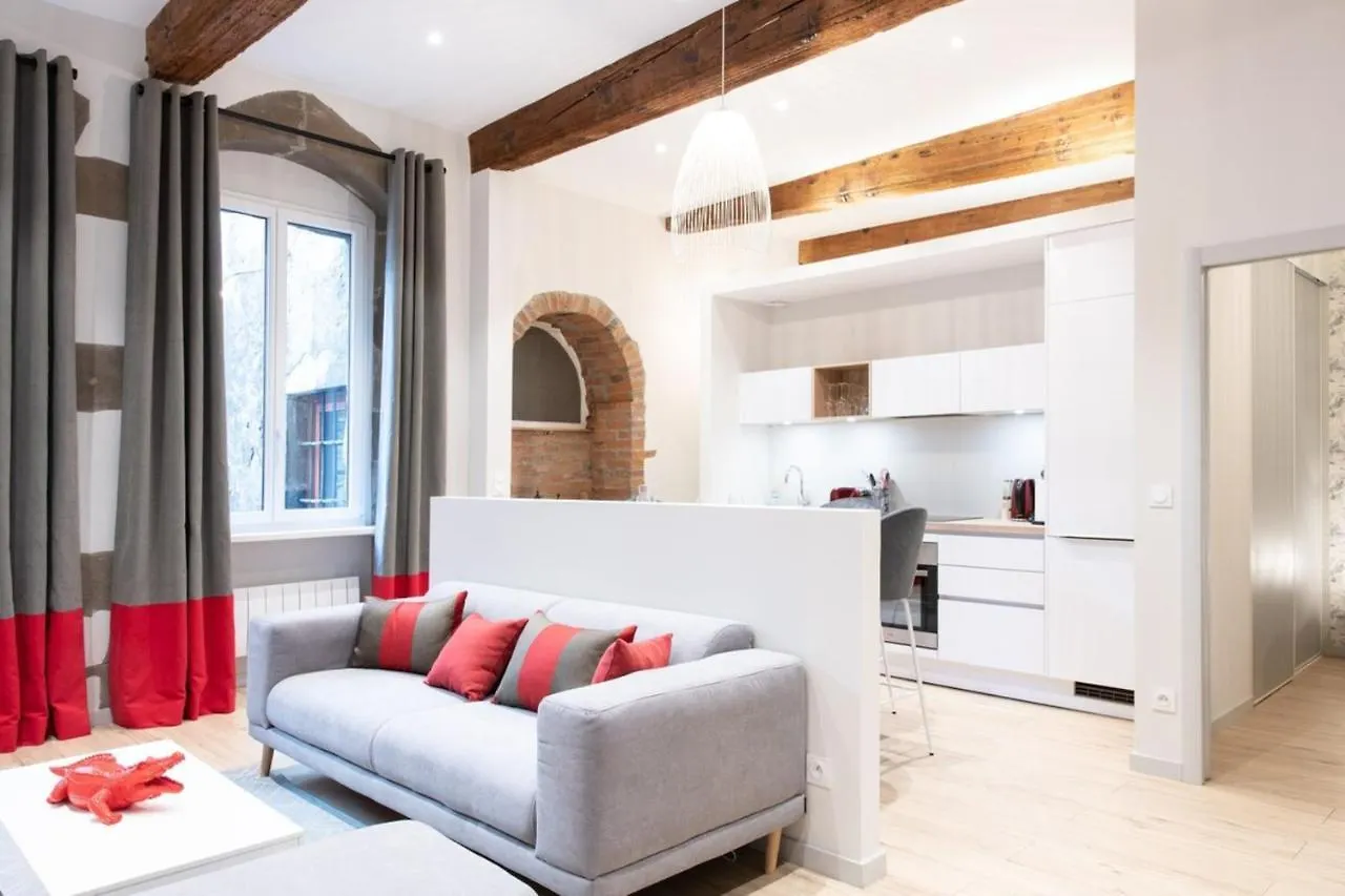 Altai Annecy Rent Lodge 0*,  France